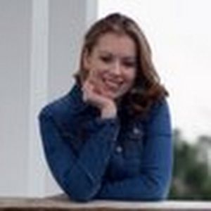 Meet your Posher, Alecia